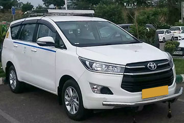 Innova Crysta Taxi